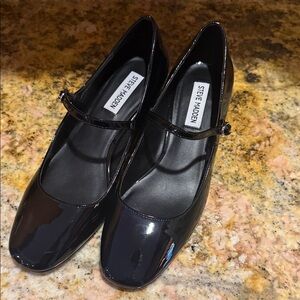 Steve Madden Glossy Black Flats